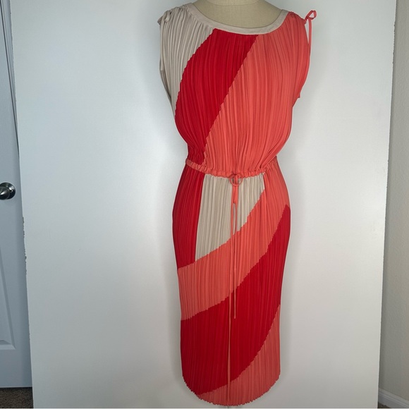 BCBGMaxazria color-block pleated midi dress medium - Picture 9 of 16